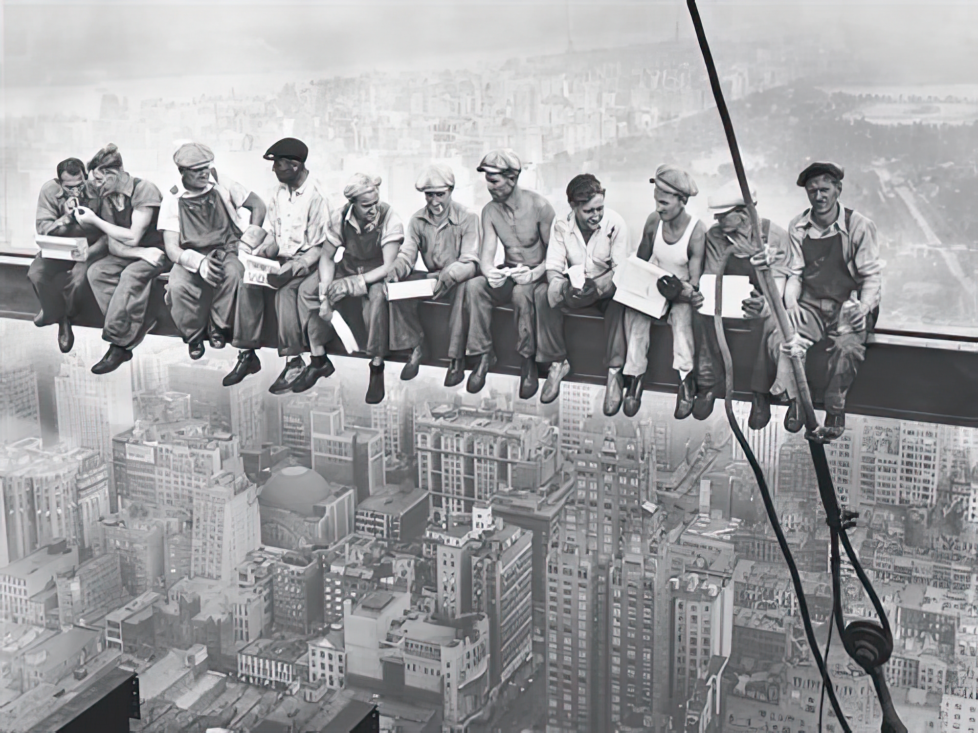 Lunch Atop a Skyscraper