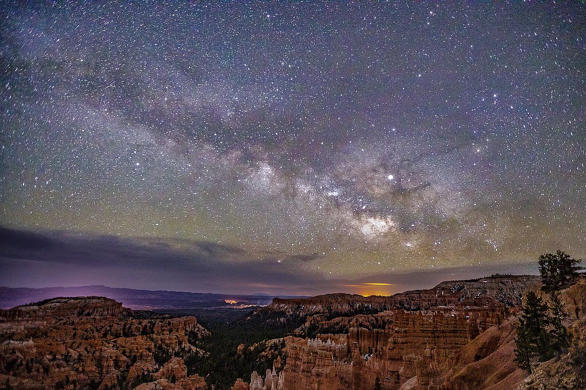 Mesquite Milky Over Bryce Canyon